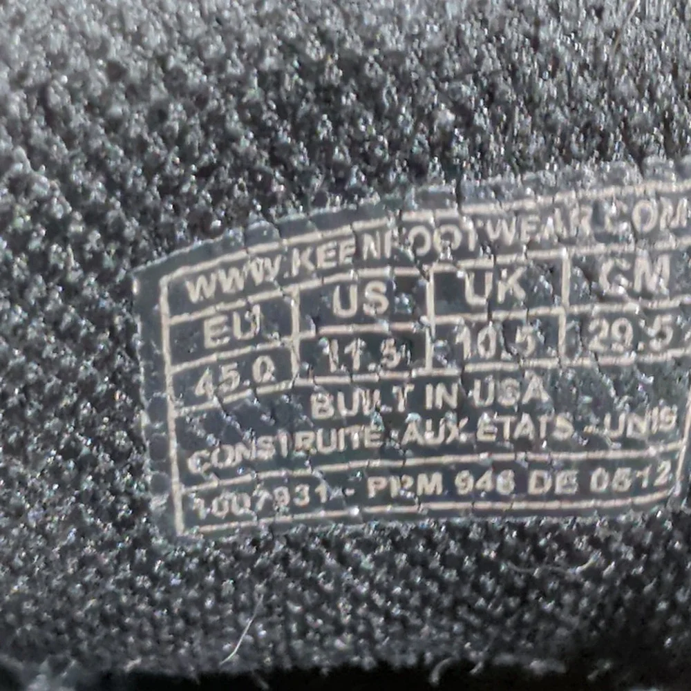 KEEN Oxford Shoes Mens Size 11 Black Leather Bump Toe Chunky Comfort Gorpcore